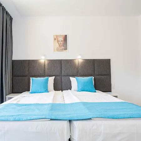 Studioreginacarevo Apartament Țarevo