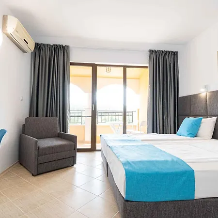 Studioreginacarevo Apartament Țarevo